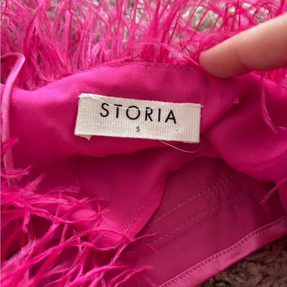 BOUTIQUE TOP - Picture 2 of 2